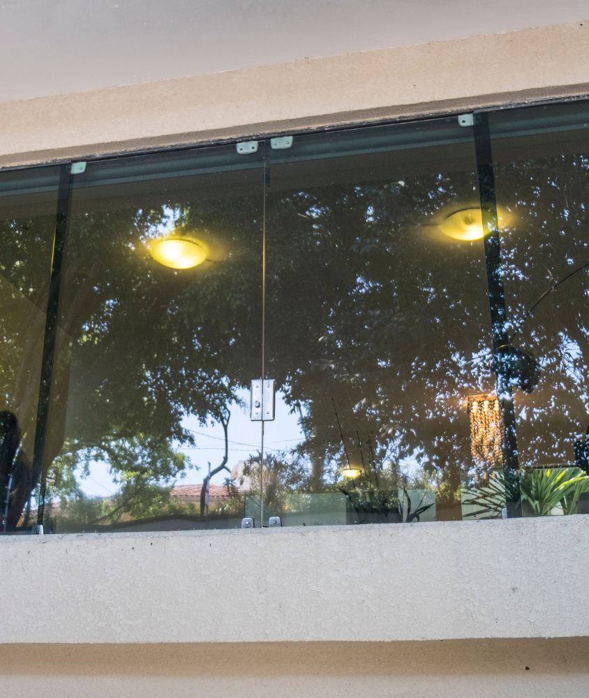 janela de vidro em São Luís