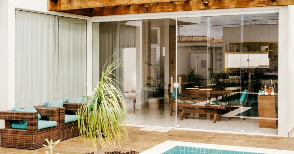 Portas de vidro em São Luís